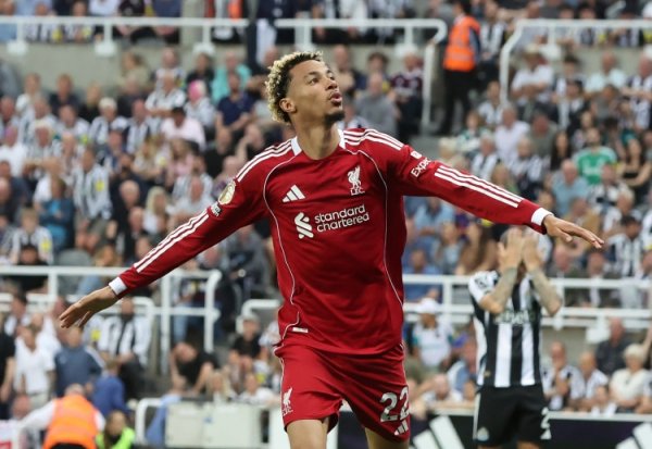 格伦-约翰逊：伊萨克和埃基蒂克不错在首发共存，他们皆备不同