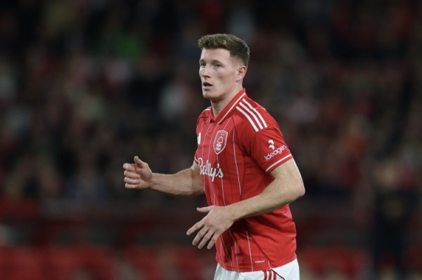 现场验货？丛林中场安德森战曼联100%阻拦生着力+14次还原球权