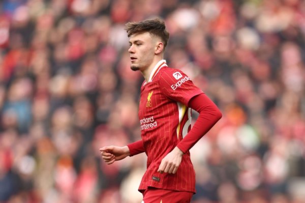 青训解说：布拉德利就像那些伟大的巴萨中场，他能掌控比赛