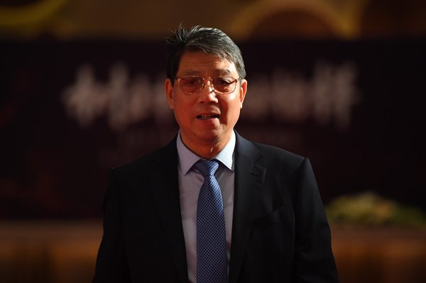 81岁徐根宝：基地目下有1314梯队，我也就一生一生搞足球了