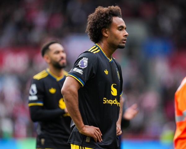 曼晚：梅努和皆尔克泽梦思参加全国杯，但在曼联得不到出场契机