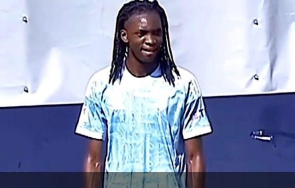 伊莱莫哈勒：内马尔是我的偶像 我一直征服咱们这支戎行额外强大